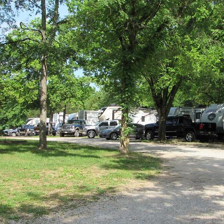 Bar M Resort & Campground Branson West Luaran gambar