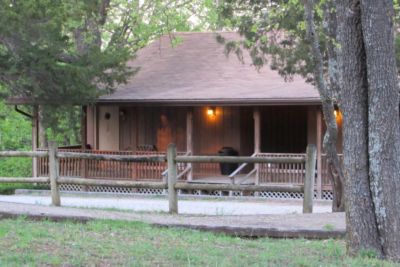 Bar M Resort & Campground Branson West Luaran gambar